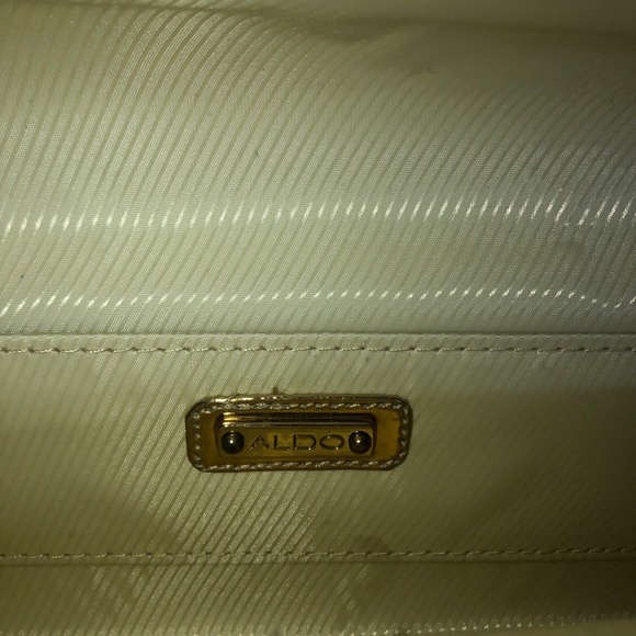 ALDO Gold Sequins Clutch NEW WITH LABEL - Picture 3 of 7